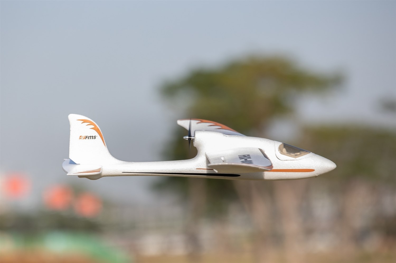 FMS Easy Trainer 800 Brstels RTF