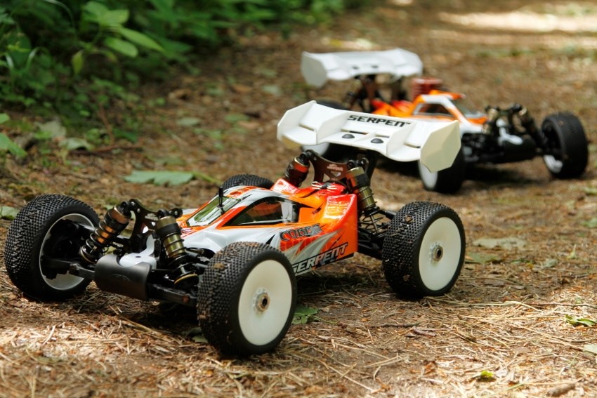 RTR Slange 1/8 buggy