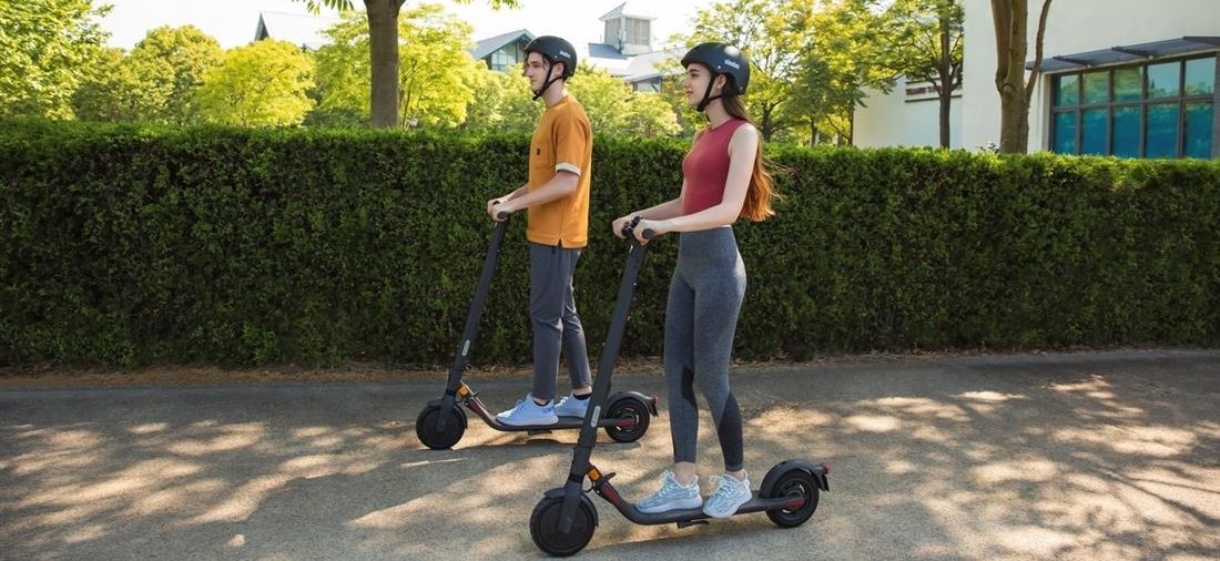 Ninebot KickScooter E25D - Elektrisk scooter