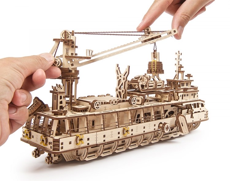 Ugears Research Vessel