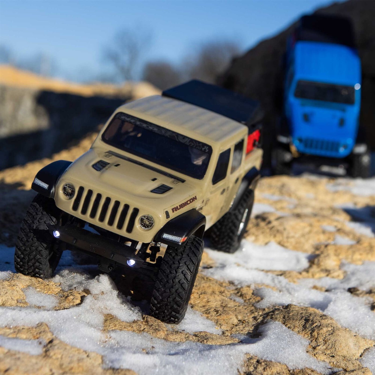 Axial SCX24 Jeep JT Gladiator Crawler 4WD Beige