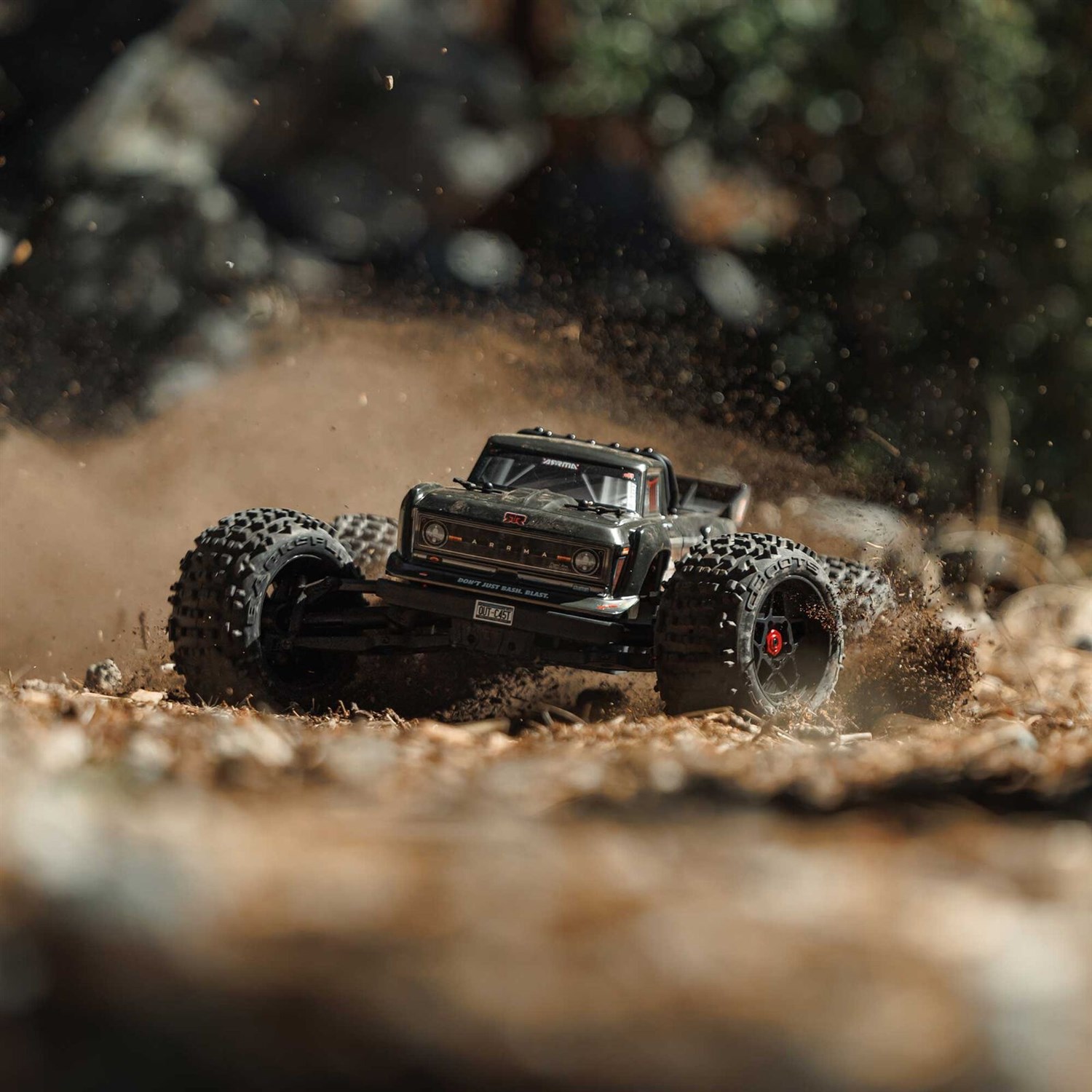 ARRMA Outcast 4S V2 BLX 4WD Gunmetal 1/10 - RTR