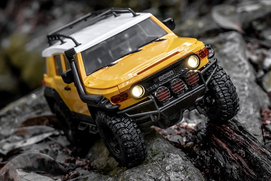 FMS FJ Cruiser 1/18 Crawler Gul :: Komplet