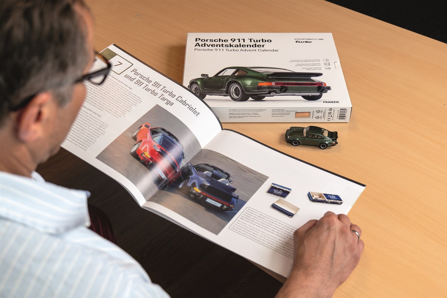 Porsche 911 Turbo Adventskalender 1:43