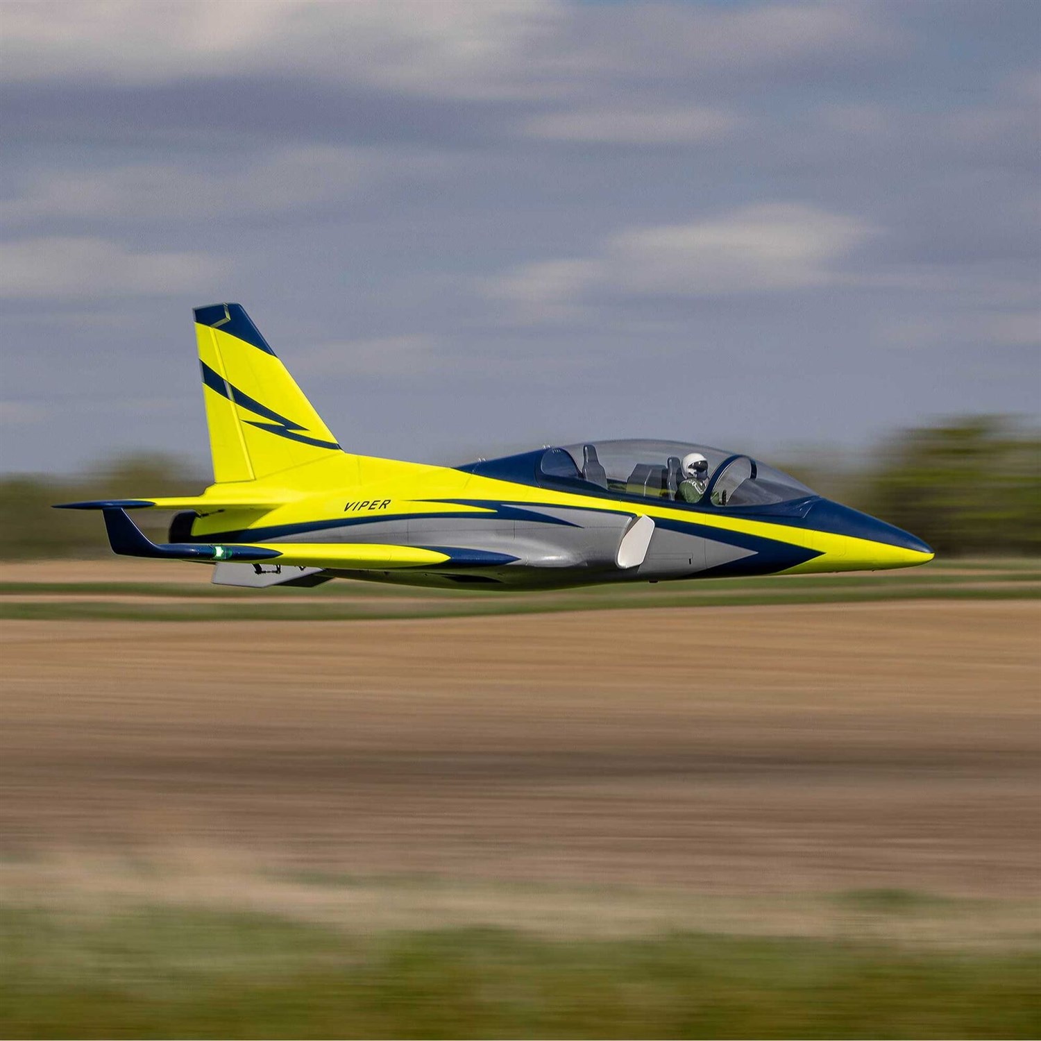 Hangar 9 Viper 100N med 2.1 m indtr�kkelig ARF