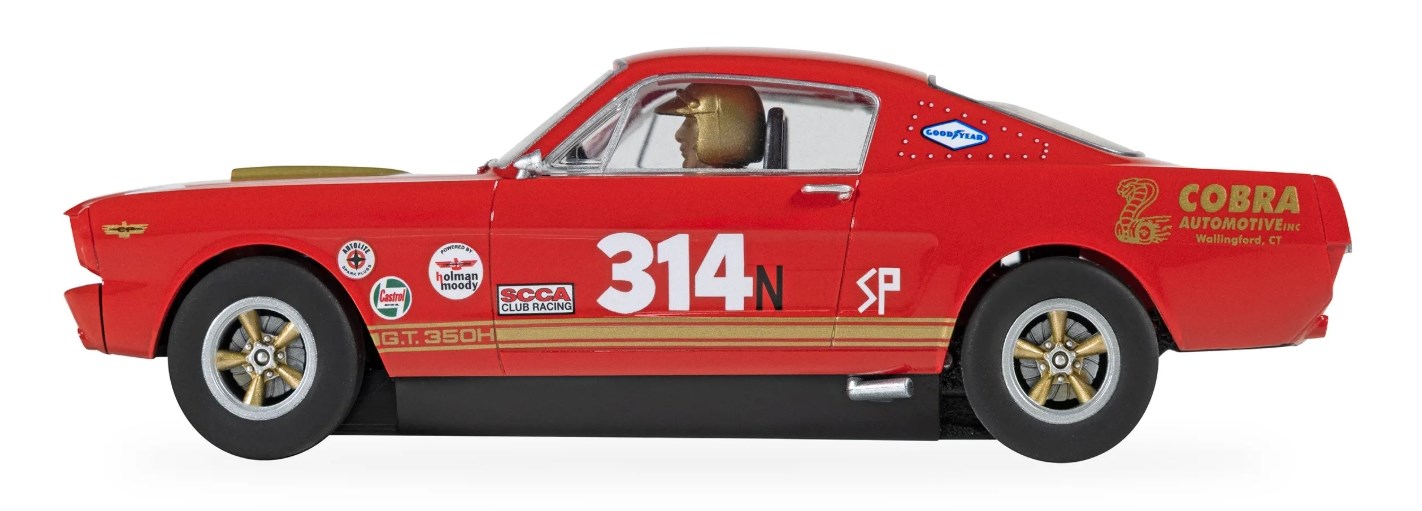 Scalextric Shelby GT350H - Rød og Guld